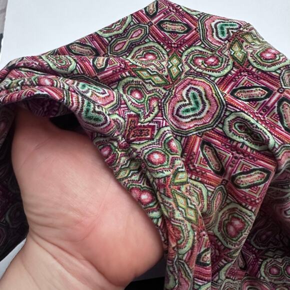 LuLaRoe’s Leggings Tall and curvy - Picture 6 of 8